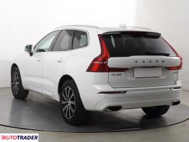Volvo XC60 2021 2.0 246 KM