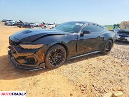 Ford Mustang 2025 5