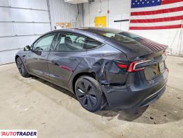 Tesla Model 3 2025