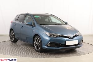 Toyota Auris 2015 1.8 134 KM Toyota Auris 2015 1.8 134 KM