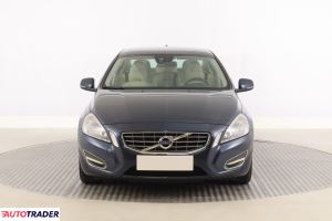 Volvo S60 2010 2.0 160 KM