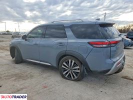 Nissan Pathfinder 2022 3