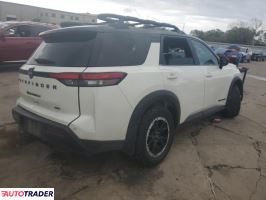 Nissan Pathfinder 2023 3