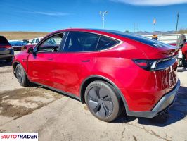 Tesla Model Y 2026