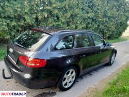 Audi A4 2011 2.0 150 KM