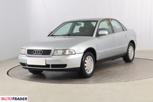 Audi A4 1998 1.6 99 KM