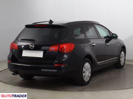 Opel Astra 2011 1.4 118 KM