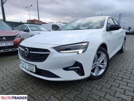 Opel Insignia 2021 1.5 122 KM