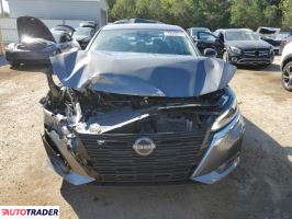 Nissan Altima 2025 2