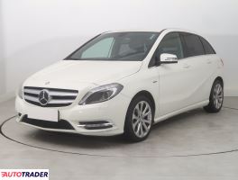 Mercedes B-klasa 2012 2.0 107 KM