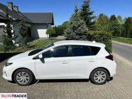 Toyota Auris 2015 1.6 132 KM Toyota Auris 2015 1.6 132 KM