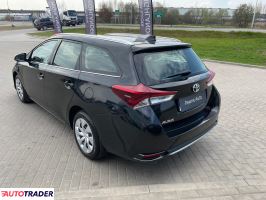 Toyota Auris 2016 1.6 132 KM Toyota Auris 2016 1.6 132 KM