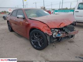 Chrysler 300C 2021 3