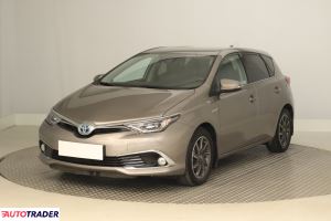 Toyota Auris 2015 1.8 134 KM