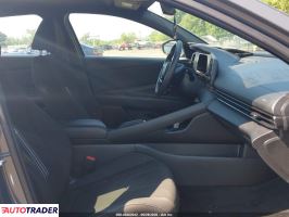 Hyundai Elantra 2025 2