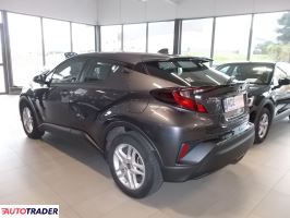Toyota C-HR 2022 1.8 122 KM