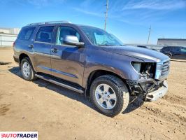 Toyota Sequoia 2021 5