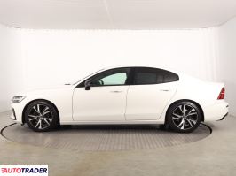 Volvo S60 2019 2.0 187 KM