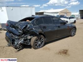 BMW 330 2019 2