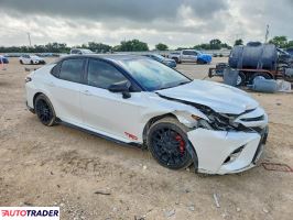 Toyota Camry 2022 3