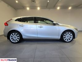 Volvo V40 2016 2.0 250 KM