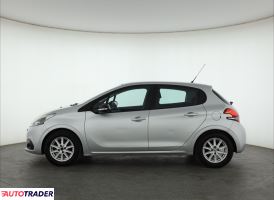 Peugeot 208 2015 1.2 80 KM