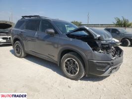 Nissan Pathfinder 2024 3