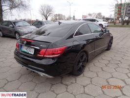 Mercedes E-klasa 2015 3 335 KM