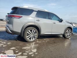 Nissan Pathfinder 2022 3