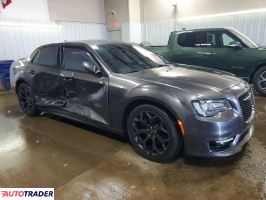 Chrysler 300C 2020 5