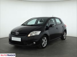 Toyota Auris 2010 1.6 130 KM