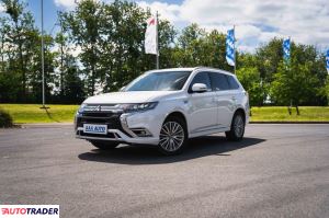 Mitsubishi Outlander 2020 2.4 221 KM