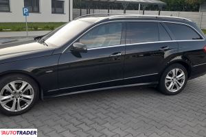 Mercedes E-klasa 2012 2.2 170 KM