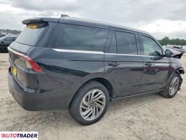 Lincoln Navigator 2025 3