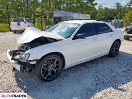 Chrysler 300C 2022 3