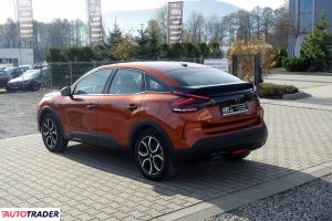 Citroen C4 2023 1.4 136 KM