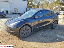 Tesla Model Y - zobacz ofertę