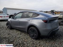 Tesla Model Y 2026