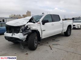 Chevrolet Silverado 2020 3