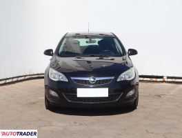 Opel Astra 2012 1.4 85 KM
