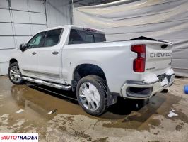 Chevrolet Silverado 2022 6