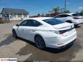 Lexus ES 2020 3