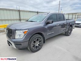 Nissan Titan 2020 5