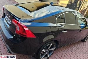 Volvo S60 2014 1.6 150 KM