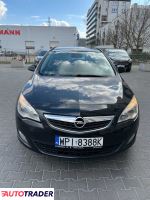 Opel Astra 2011 1.4 120 KM