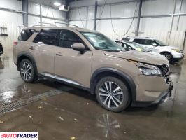 Nissan Pathfinder 2023 3