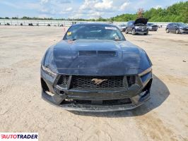 Ford Mustang 2025 5