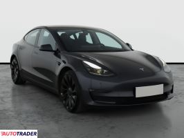 Tesla Model 3 - zobacz ofertę