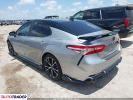 Toyota Camry 2020 3