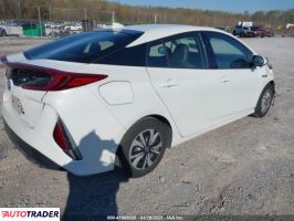 Toyota Prius 2019 1 Toyota Prius 2019 1